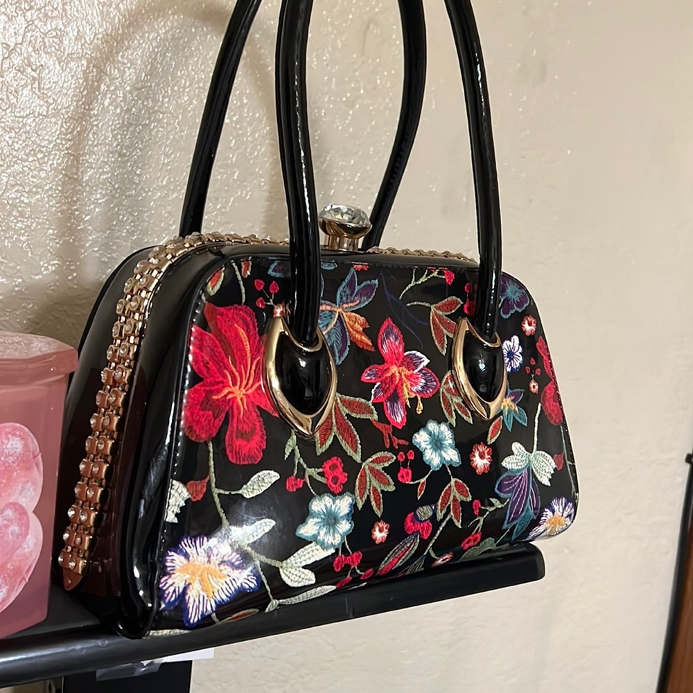 Beautiful purse !